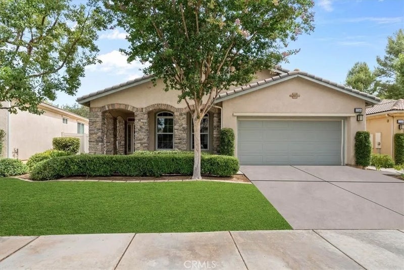 1556 Green Creek Trail