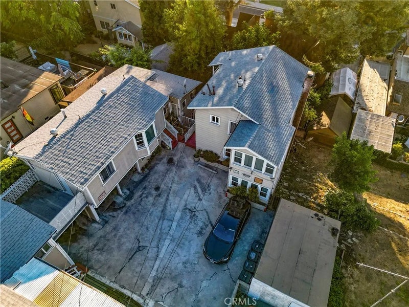 2313 Glendale Boulevard