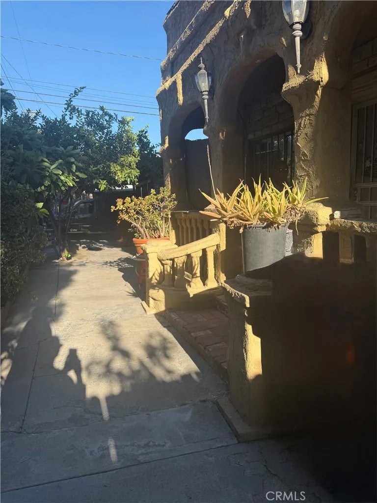 4310 Triggs
