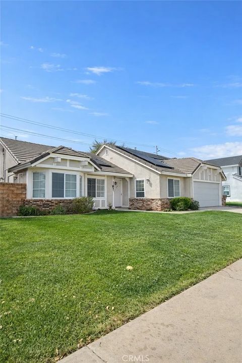 Photo of 2709 Sandstone Court, Palmdale, CA 93551 (MLS # SR26049797)
