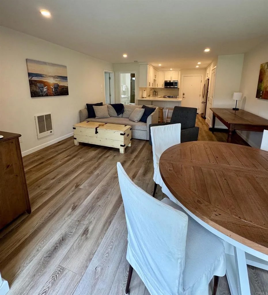 1552 Camino Del Mar 401