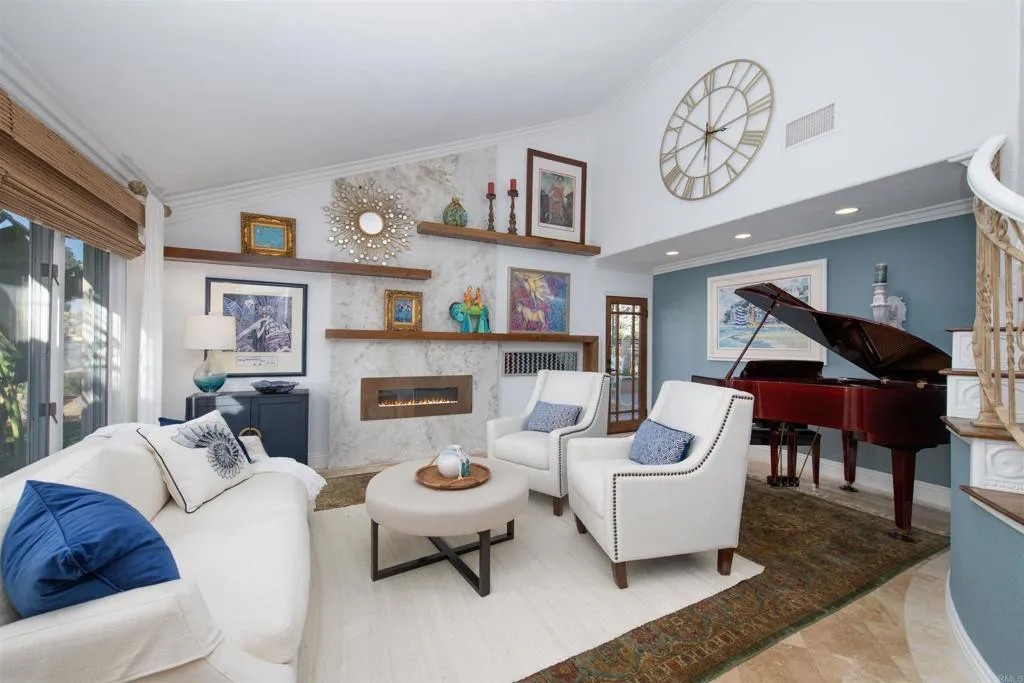 10737 Birch Bluff Ave