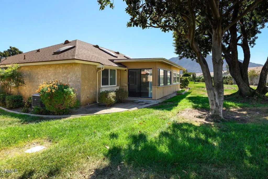 16159 Village 16