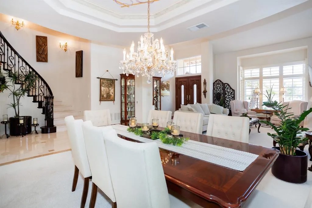 4883 Bradshaw Court