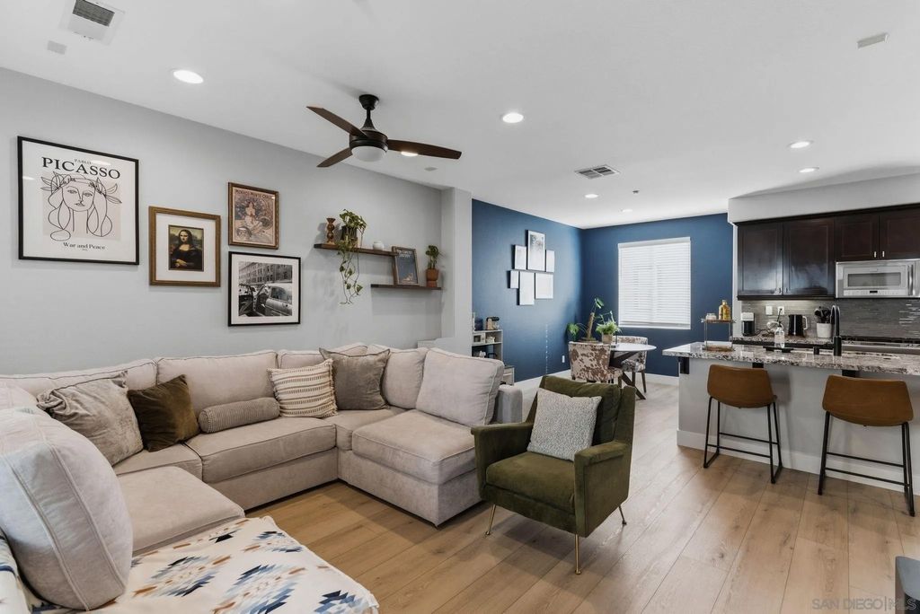 Photo of 2327 Sentinel Ln, San Marcos, CA 92078 (MLS # 260006357)