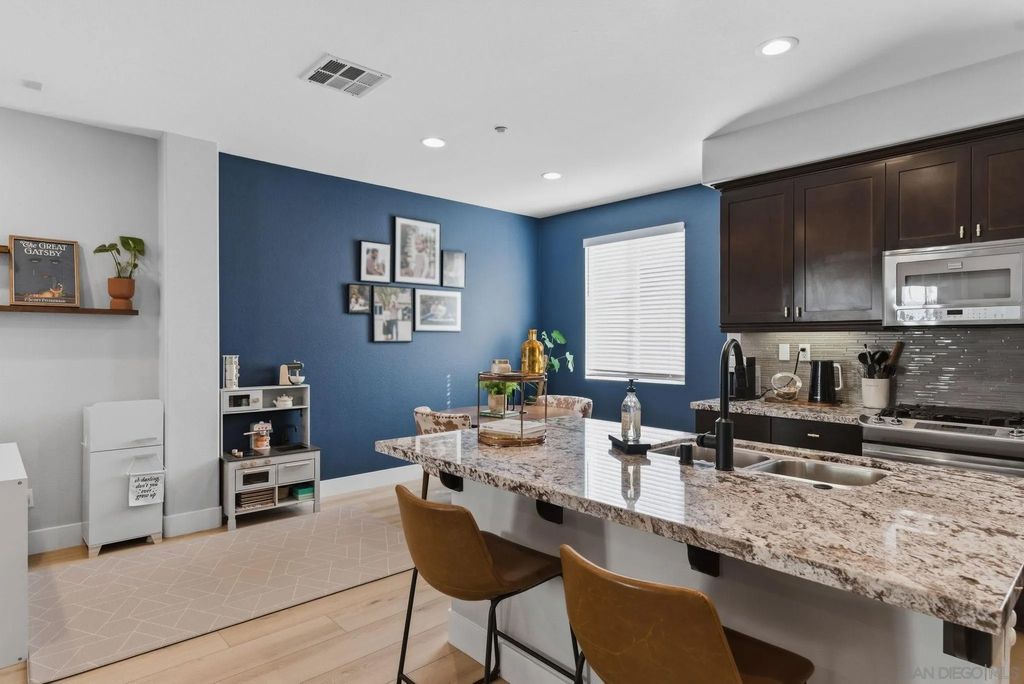 Photo of 2327 Sentinel Ln, San Marcos, CA 92078 (MLS # 260006357)