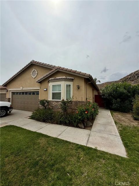 215 Gamez Hemet CA 92545