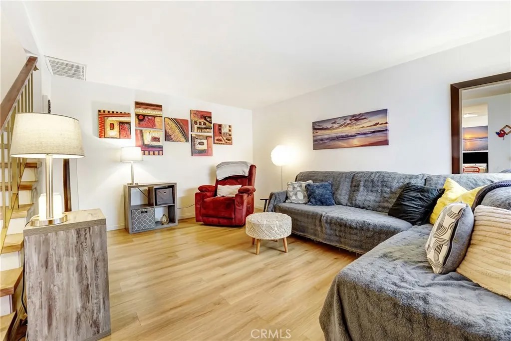7301 Lennox Avenue D13