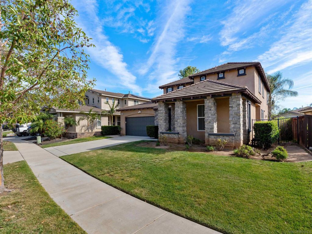 Photo of 3013 Wohlford Dr, Escondido, CA 92027 (MLS # CR00012)