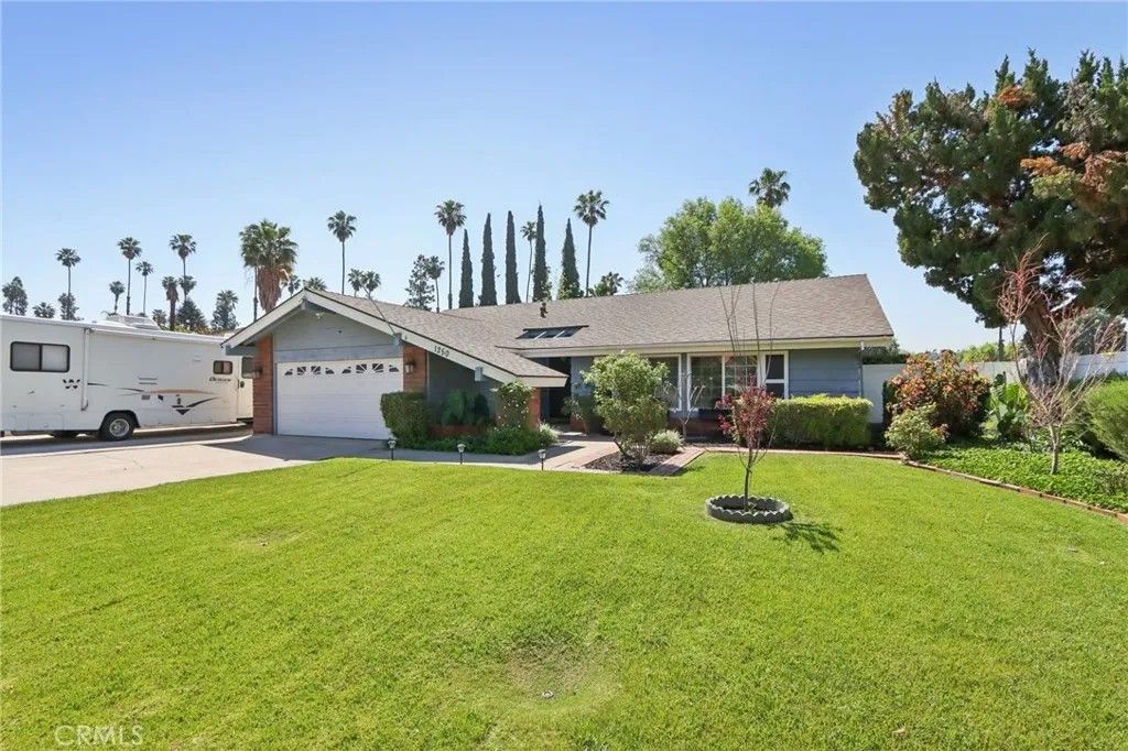 Photo of 1250 Blazewood Street, Riverside, CA 92507 (MLS # IV26062501)