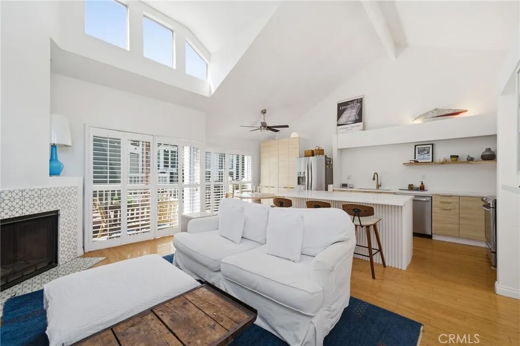 805 Grayling Bay 46