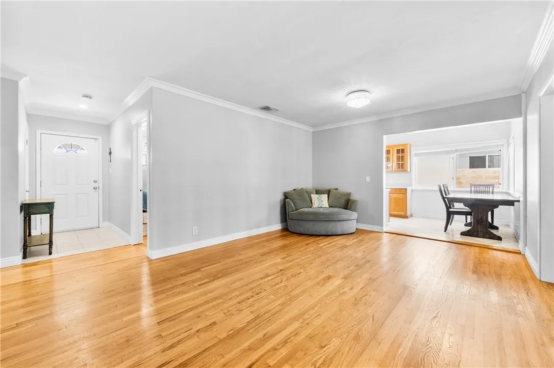 6415 Hardwick