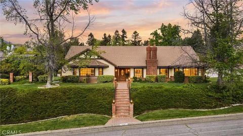 Photo of 13621 Mesa Sol Dr, Yucaipa, CA 92399 (MLS # CV26063735)