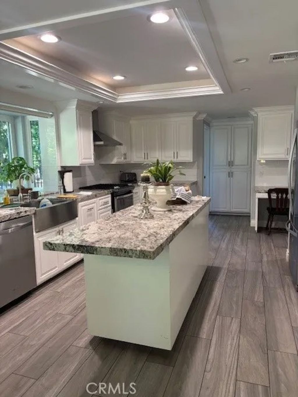 Photo of 4989 Cochran Street, Simi Valley, CA 93063 (MLS # SR25280632)