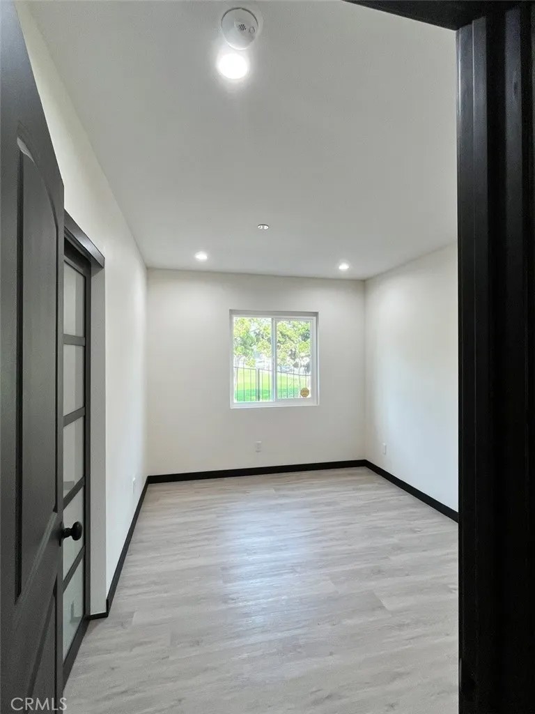 2645 W Via Corona