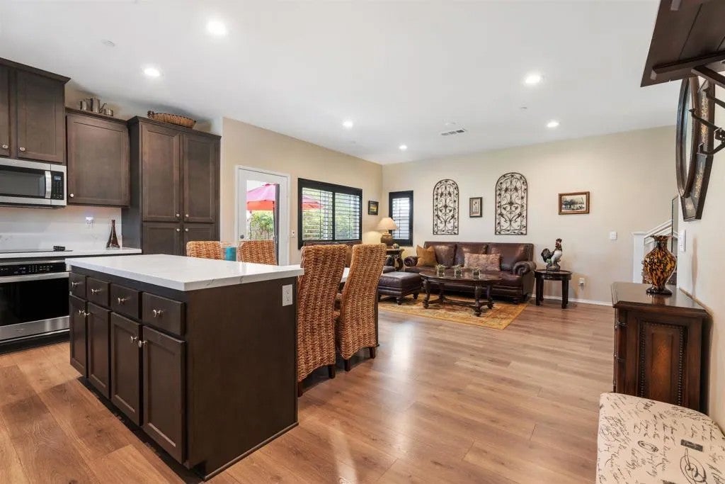 5604 Daybreak Way