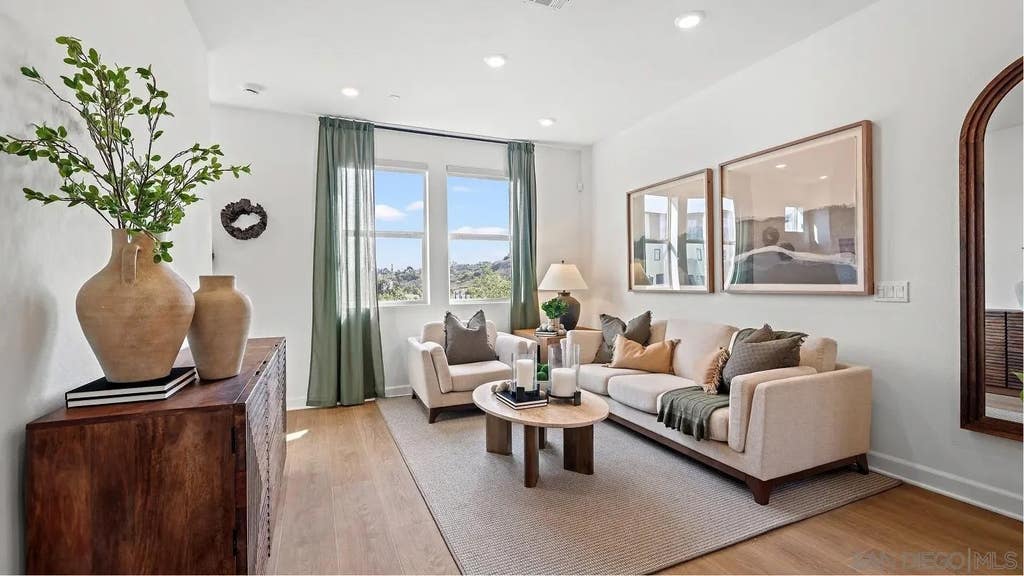 Photo of 304 Honeysuckle Way, Oceanside, CA 92057 (MLS # 260018644)