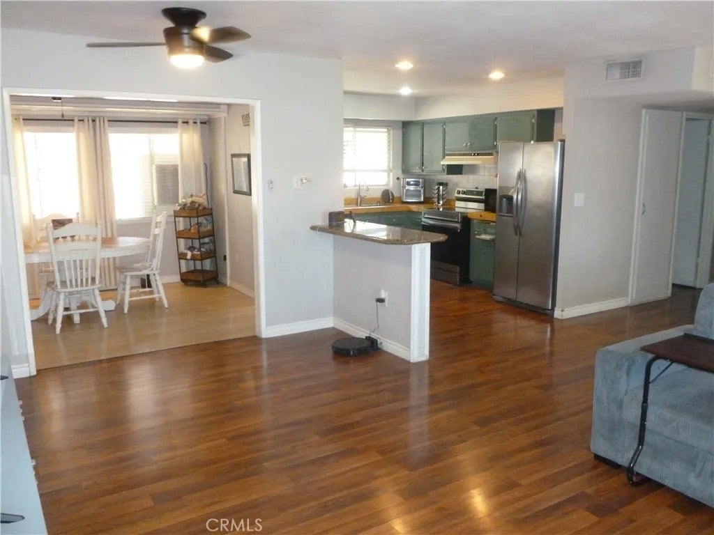 Photo of 27236 Pinehurst Road, Menifee, CA 92586 (MLS # IV26108076)