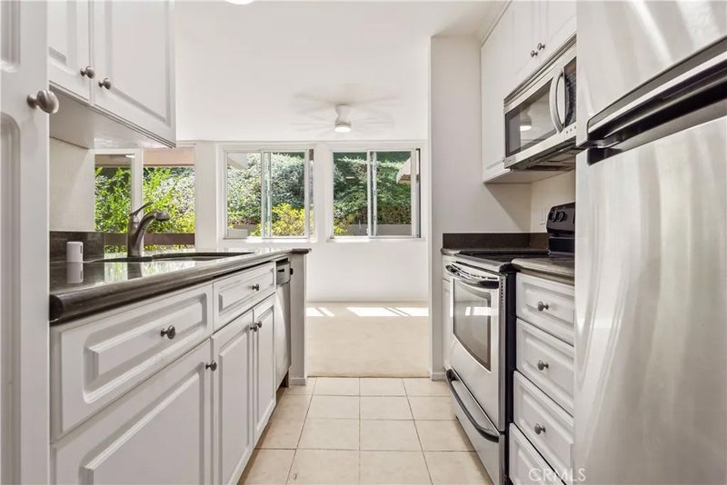 28121 Highridge 211