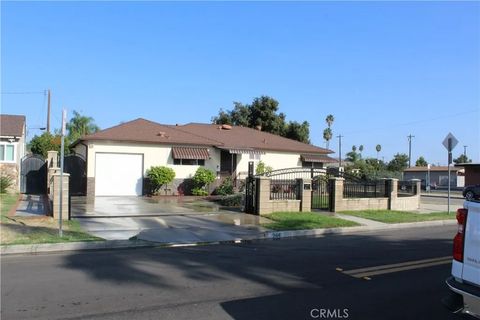 Photo of 944 S Sharonlee Dr, West Covina, CA 91790 (MLS # PW25232585)