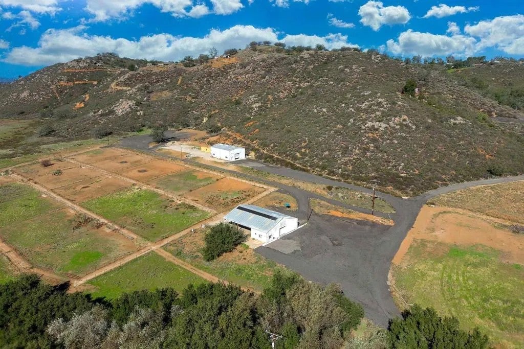 Photo of 25928 E Old Juian Highway, Ramona, CA 92065 (MLS # NDP2609898)