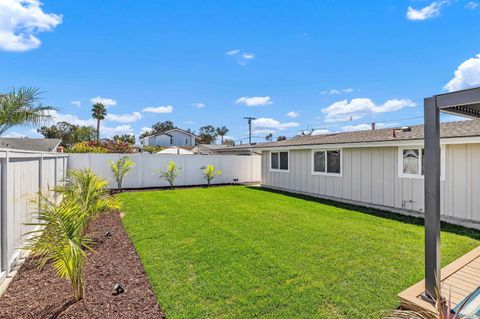 Tiny photo for 5284 Winthrop St, San Diego, CA 92117 (MLS # 250038651)