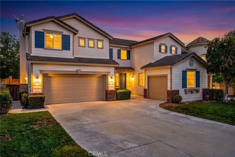 Photo of 31394 Orchard Lane, Murrieta, CA 92563 (MLS # SW26107716)