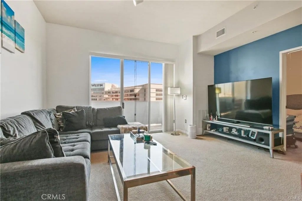 388 E Ocean Boulevard 1412