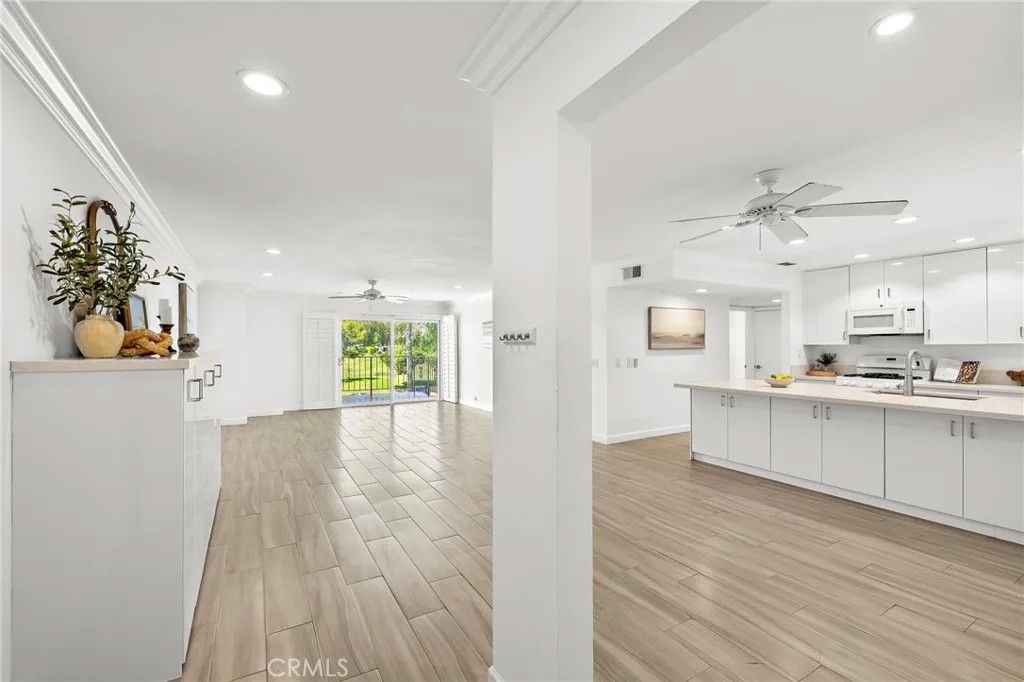 Photo of 2501 S El Camino Real Real #307, San Clemente, CA 92672 (MLS # OC26088922)