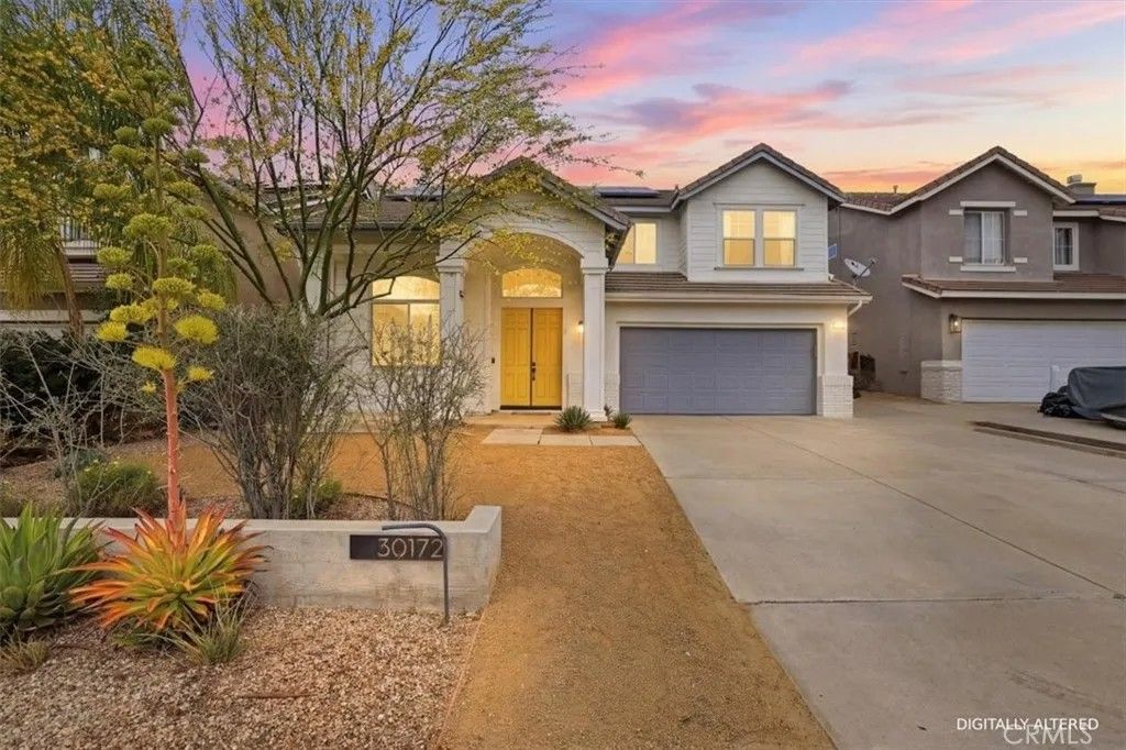 Photo of 30172 Heritage Street, Murrieta, CA 92563 (MLS # SW26067870)