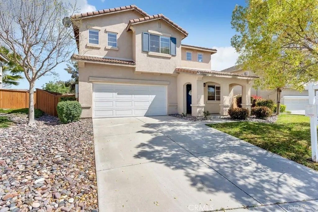 Photo of 37200 Moonbeam Court, Murrieta, CA 92563 (MLS # NDP2511312)