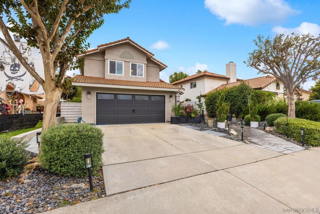 Photo of 3717 Via Baldona, Oceanside, CA 92056 (MLS # 260026000)