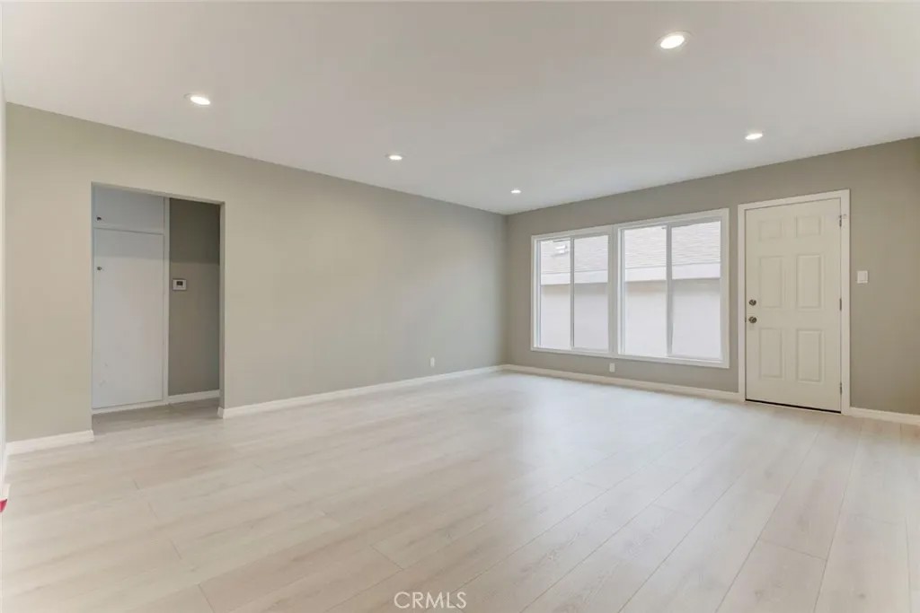 10935 Nassau Avenue