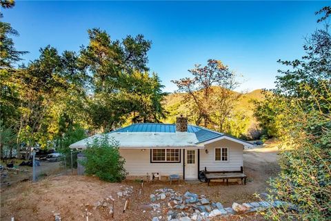 Tiny photo for 39100 Calle Essencial, Green Valley, CA 91390 (MLS # SR25251915)