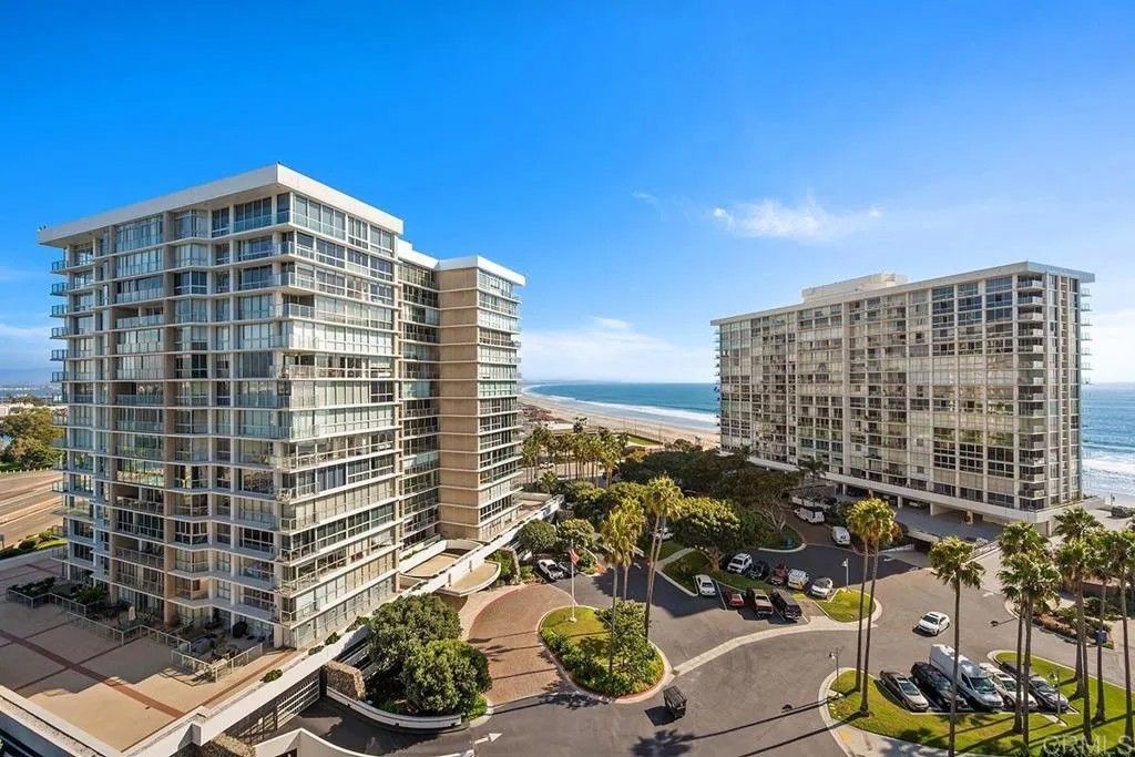 Photo of 1810 Avenida Del Mundo #901, Coronado, CA 92118 (MLS # PTP2507980)