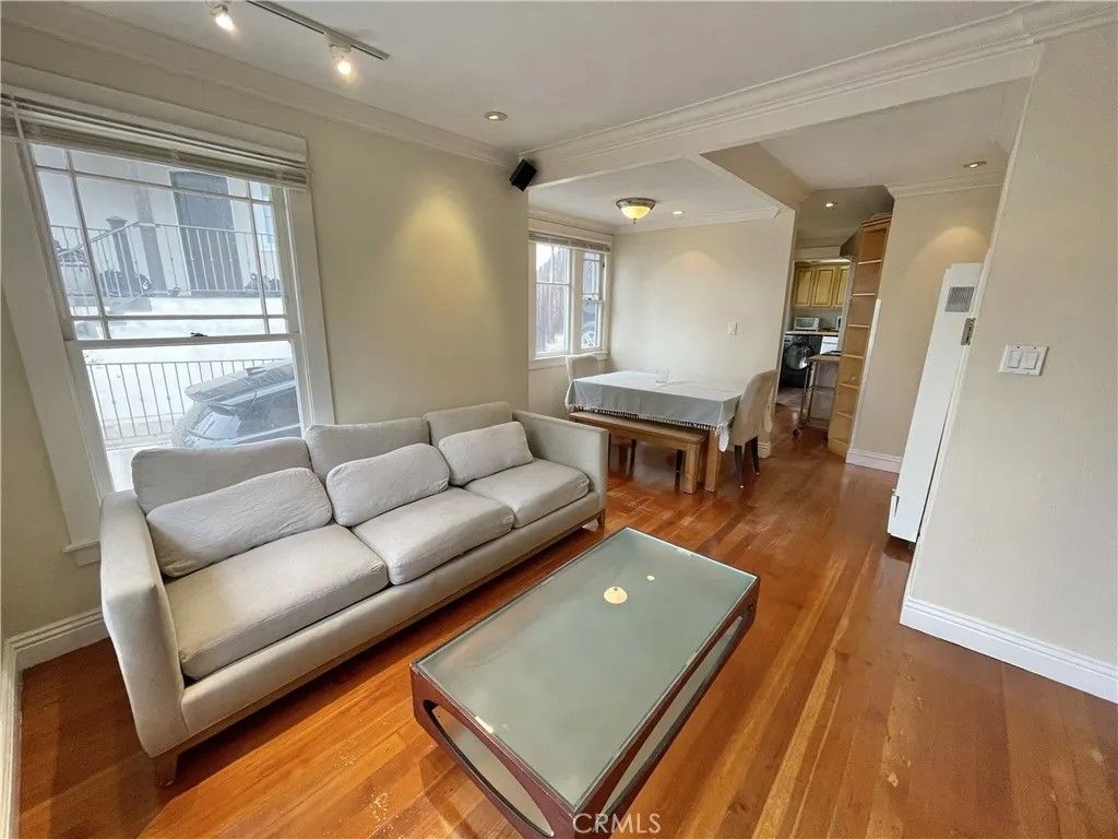 Photo of 534 Gravely Court, Hermosa Beach, CA 90254 (MLS # SB26072928)