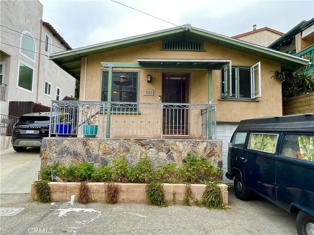 Photo of 534 Gravely Court, Hermosa Beach, CA 90254 (MLS # SB26072928)