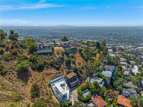 Tiny photo for 8655 Hillside Avenue, Los Angeles, CA 90069 (MLS # SR25231863)
