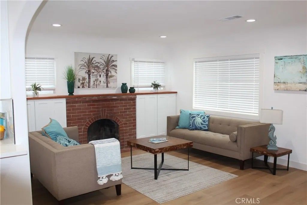 Photo of 3409 S Pacific Ave, San Pedro, CA 90731 (MLS # DW25258168)