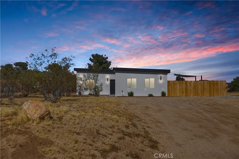3725 Prescott
