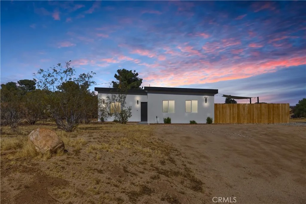 3725 Prescott