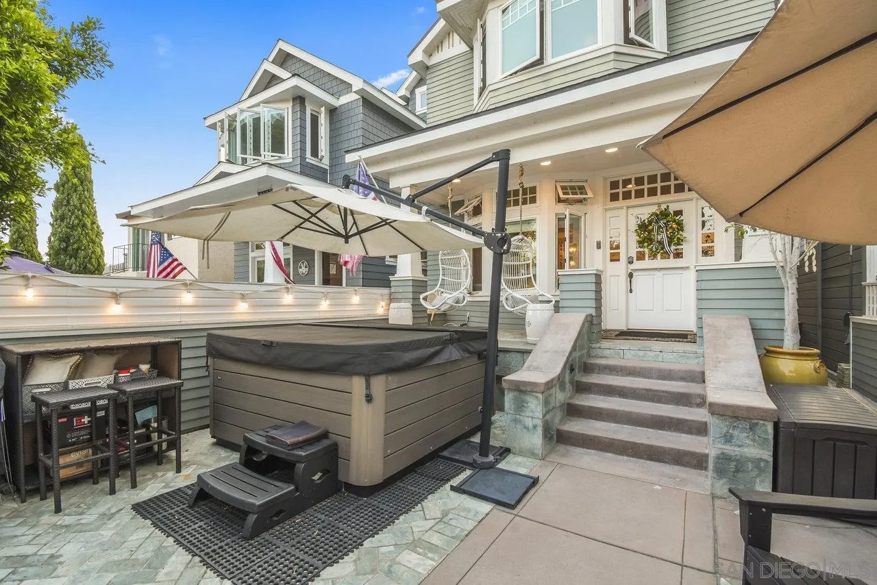 744 G Ave