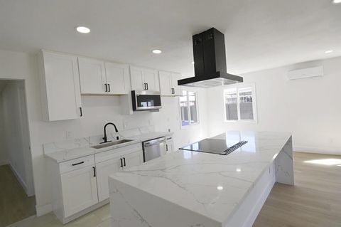 Tiny photo for 4772 Mount Gaywas Dr, San Diego, CA 92117 (MLS # 250041324)