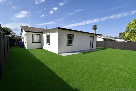 Tiny photo for 4772 Mount Gaywas Dr, San Diego, CA 92117 (MLS # 250041324)