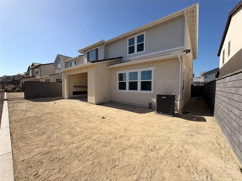 822 Heather Road