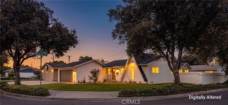 1922 W Flora Street