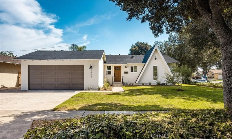 1922 W Flora Street