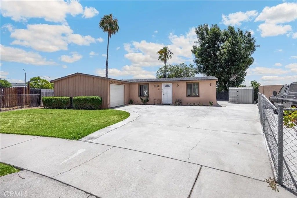 Photo of 1111 W E Street, Ontario, CA 91762 (MLS # PW25246945)