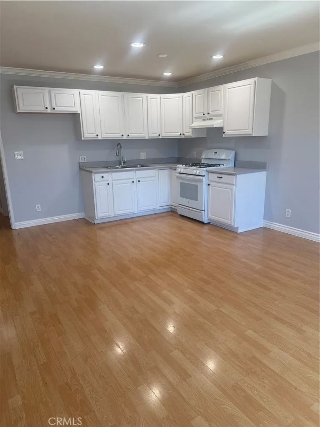 Photo of 6439 Woodman Ave #2, Van Nuys, CA 91401 (MLS # SR26056368)