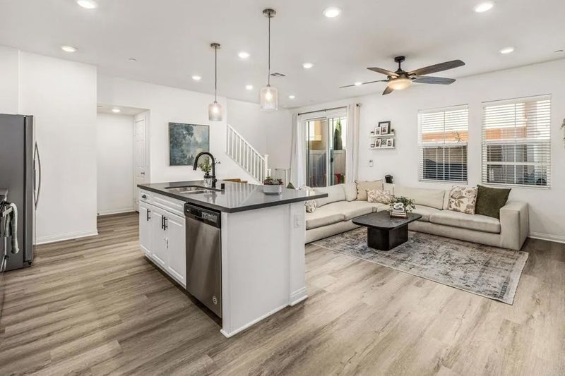 1374 Palo Verde